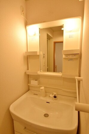 ローレルアイの物件内観写真